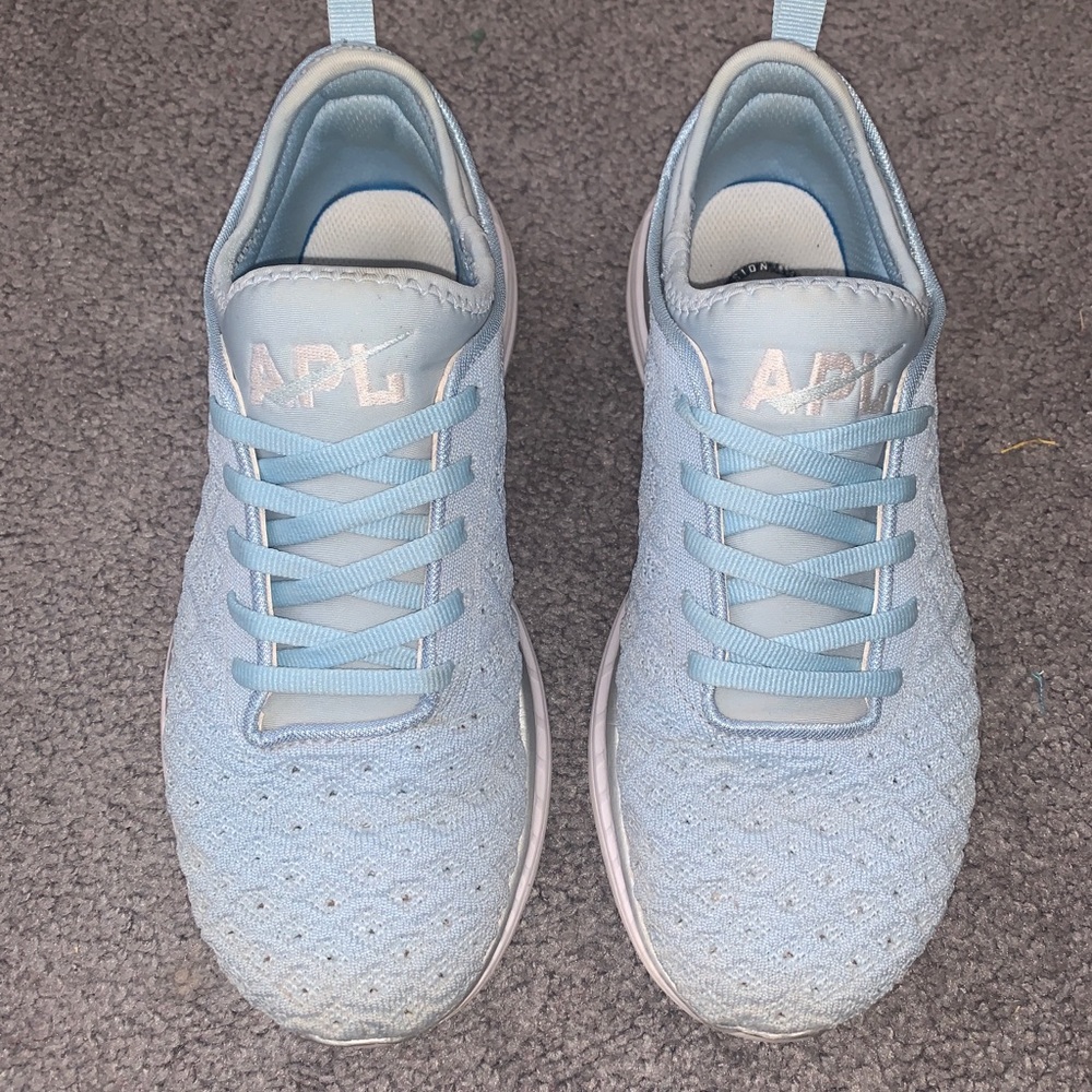 APL Techloom Phantom